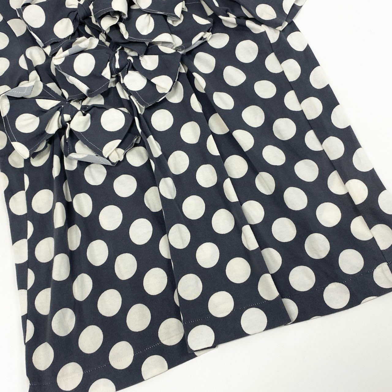 ☆美品☆ コムデギャルソン コムコム Tシャツ リボン柄　総柄　Mサイズ COMME des GARCONS（カットソー(半袖/袖なし)）のフリマアイテム一覧