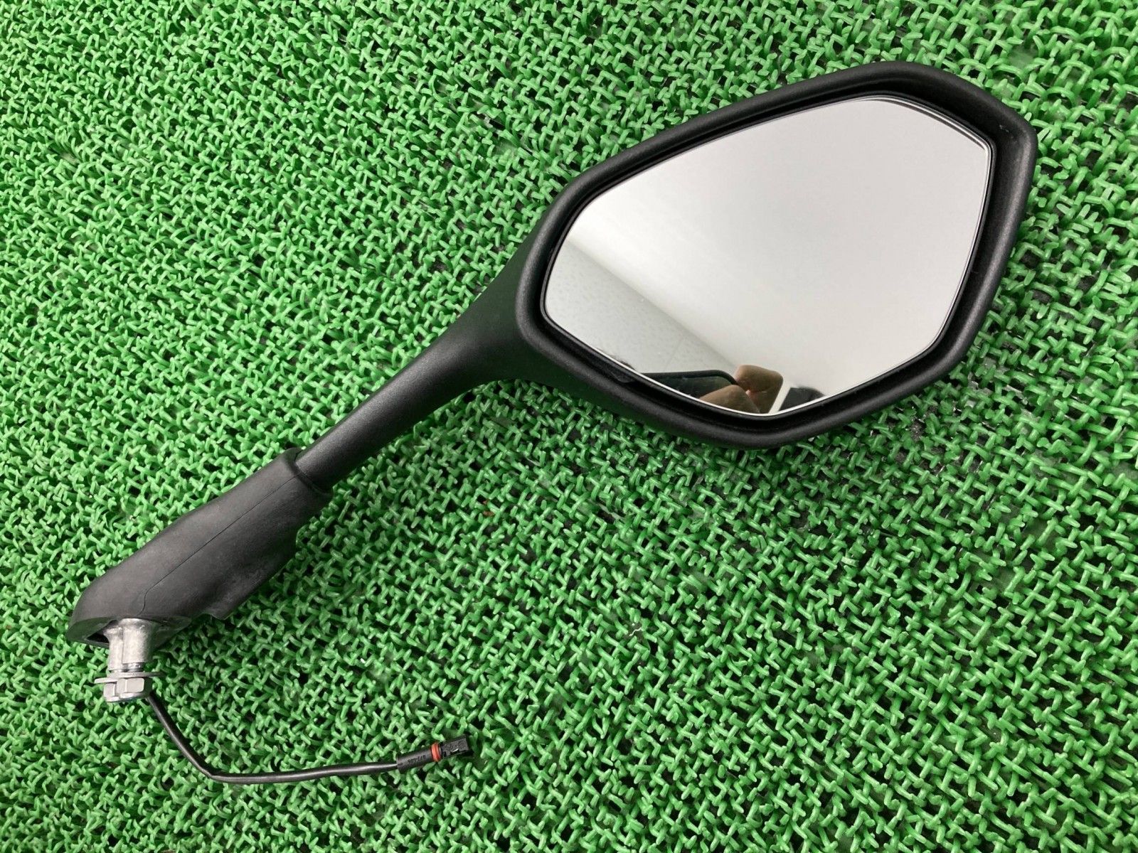 198495|8405154|5116 BMW