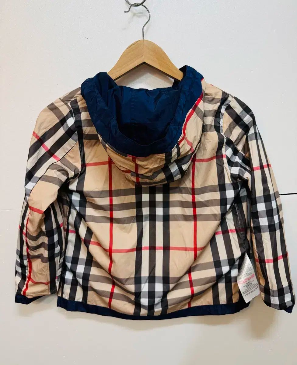  バーバリー キッズ ネイビー フード ウィンドブレーカー ジャケット 8 Y 130 その他 ジャケット ブルゾン