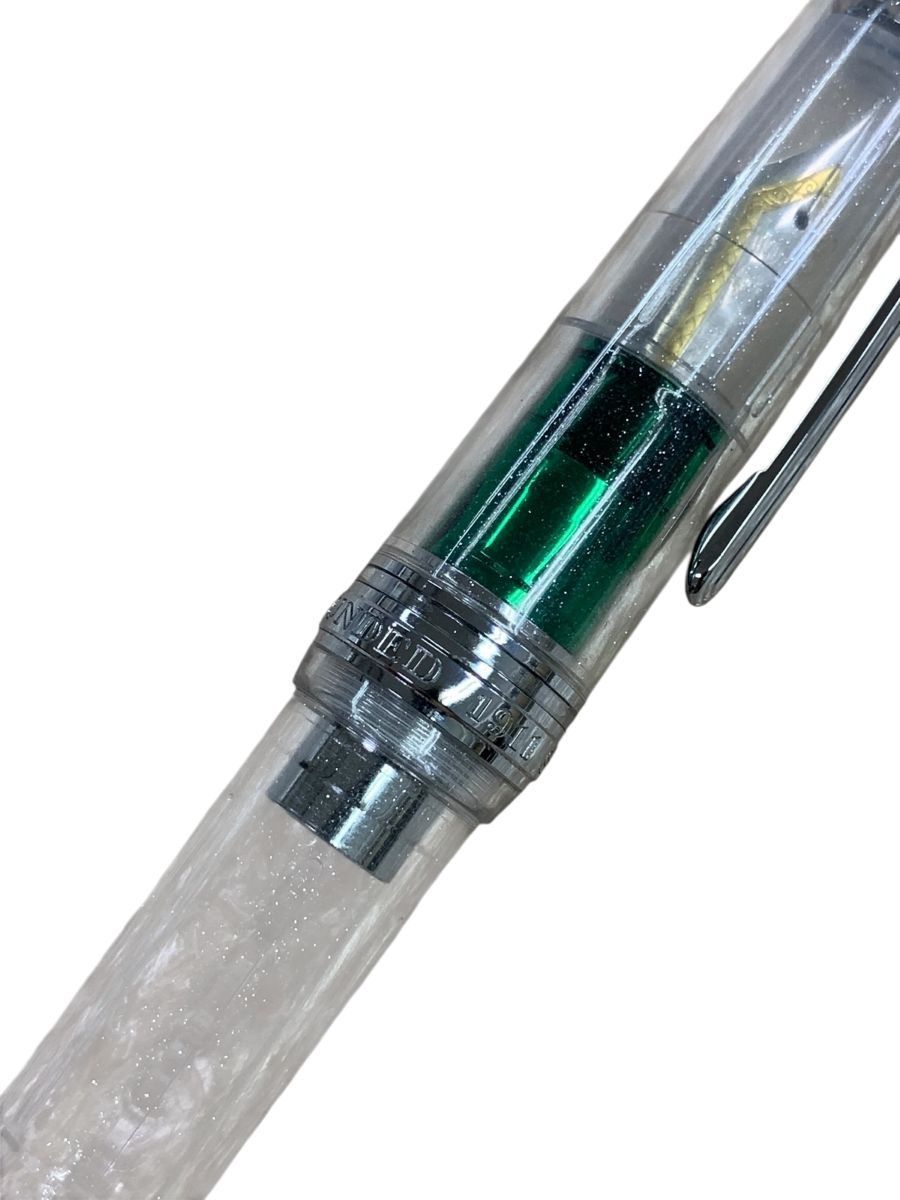 デモンストレーター 透明