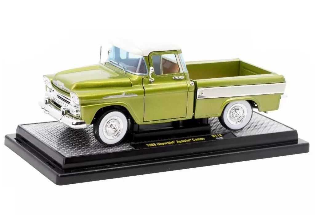 No197 ミニカー1⁄24 CHEVROLET APACHE PICKUP