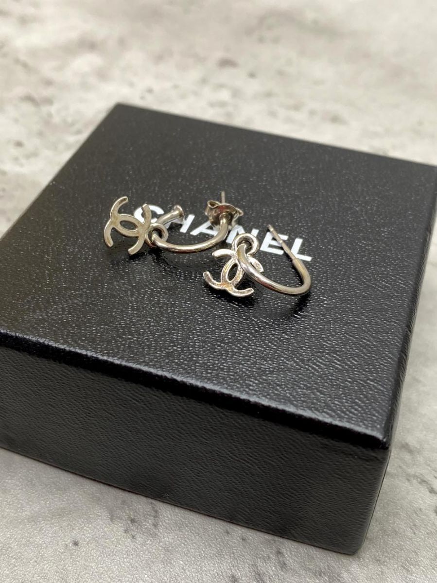 CHANEL シャネル ココマーク ピアス シルバー □□◎レディース