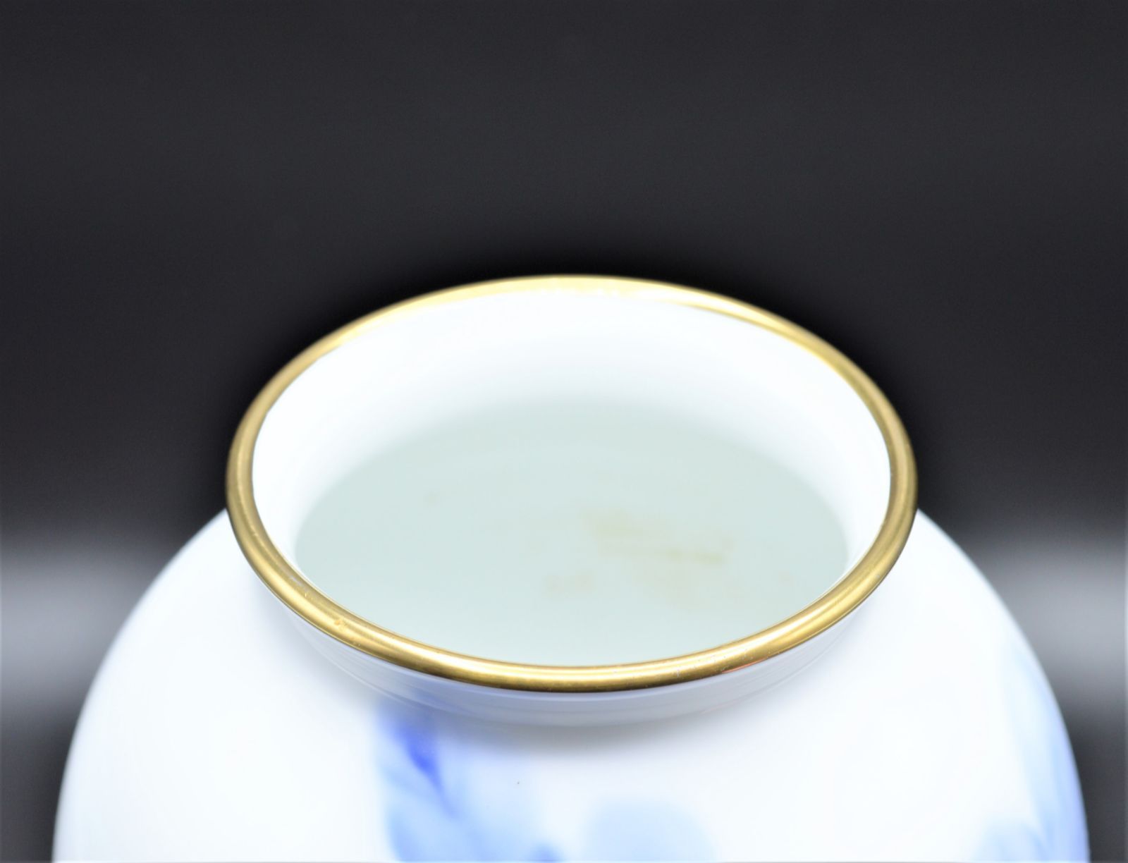 大倉陶園「ブルーローズフラワーベース」 （箱なし）CKA - メルカリ