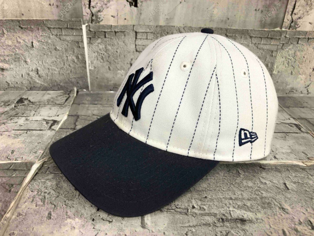 MoMA x NEW ERA NY YANKEES 9TWENTY PINSTRIPE モーマ ニューエラ ニューヨークヤンキース ピンストライプ キャップ 帽子 ホワイト