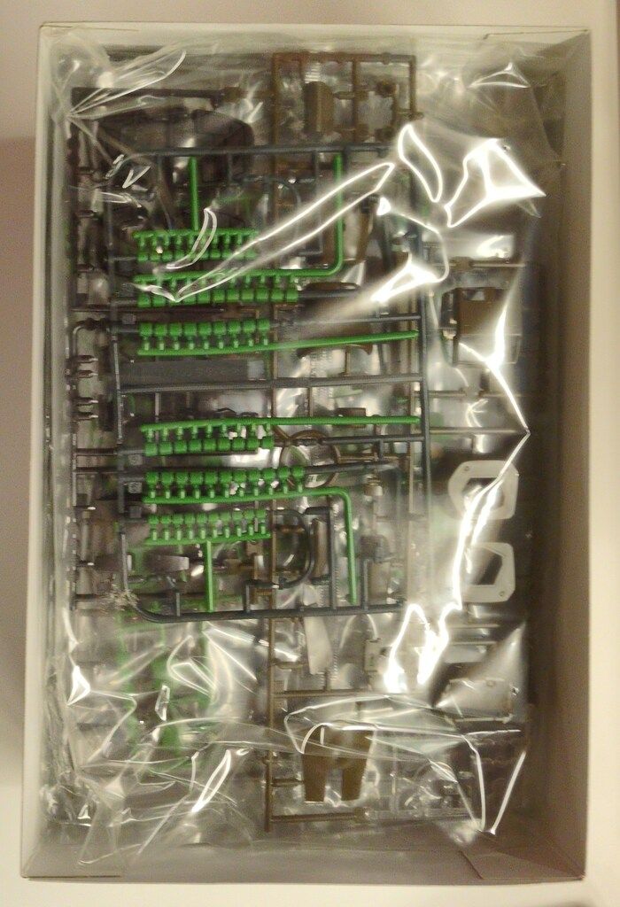 バンダイ MG