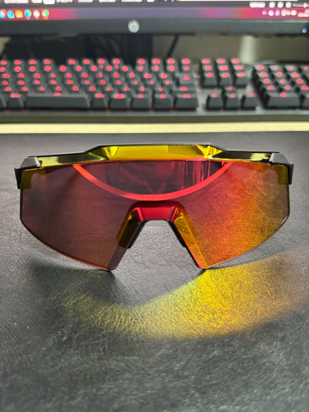 100% SPEEDCRAFT SAGAN ワンハンドレッド サングラス 100％ Speedcraft