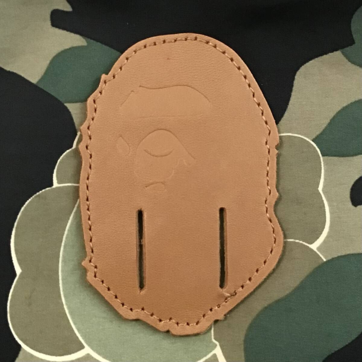 ☆激レア☆ KAWS bendy 1st camo green バックパック a bathing ape 