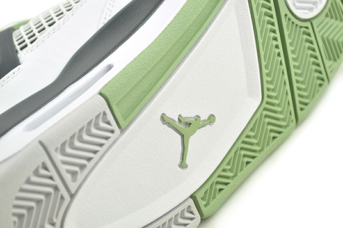 AIR JORDAN