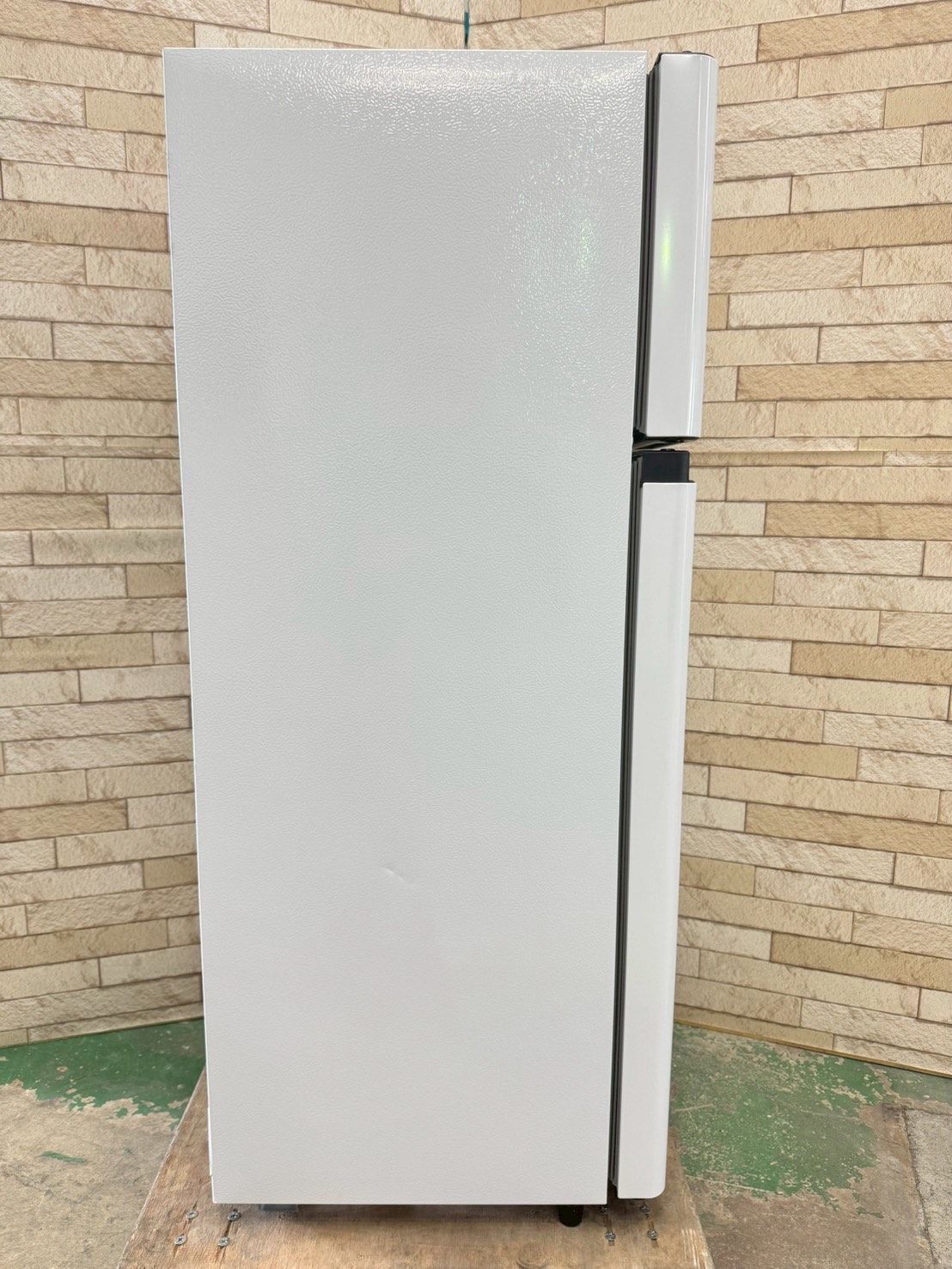 大阪送料無料☆3か月保障付き☆冷蔵庫☆ハイセンス☆2ドア