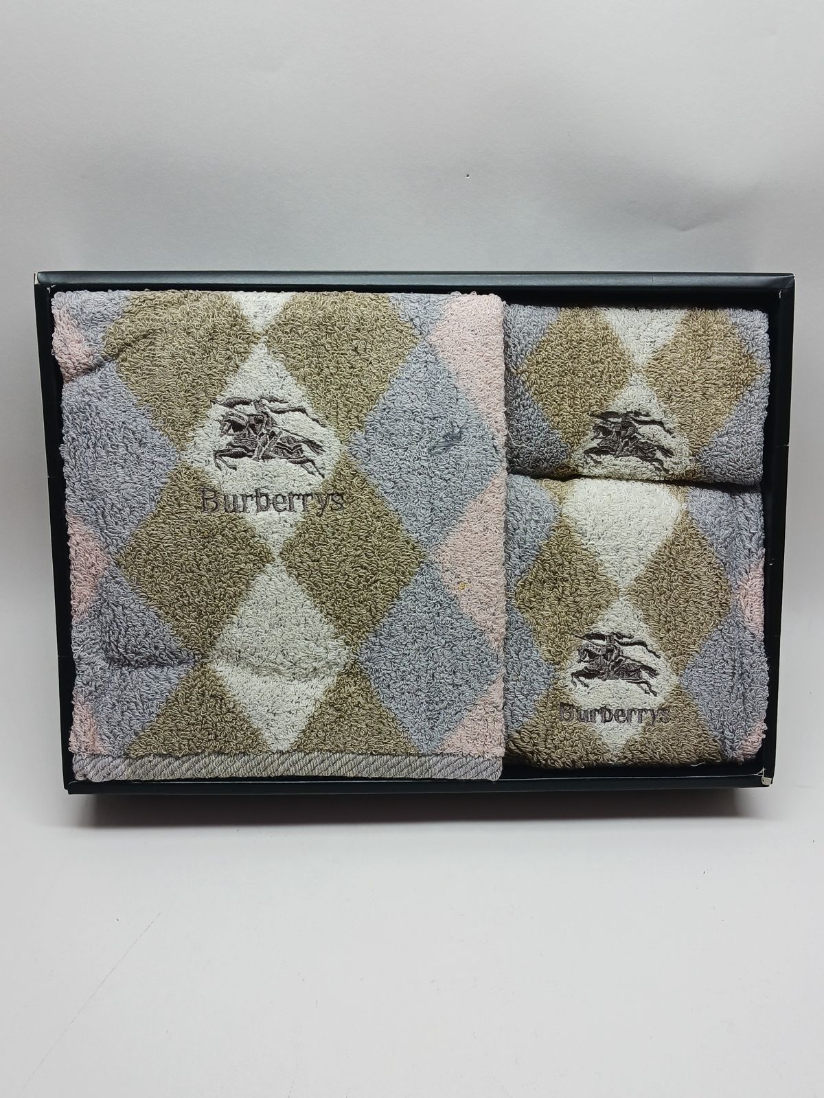 BURBERRY - BURBERRY バーバリー の バスタオル・フェースタオル セット BURBERRY (バーバリー) バスタオル・フェイスタオルセット バス