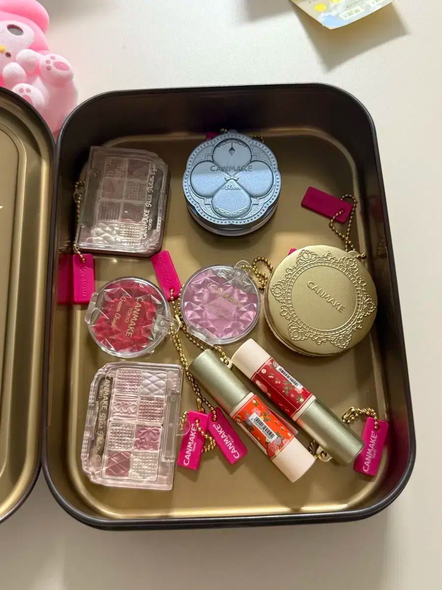 定価:56,990円 ikea malm ベスト 収納4個付 ダブルベッド