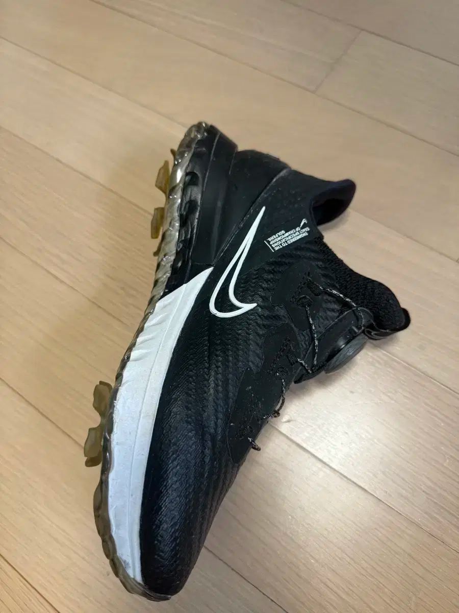 ナイキ ゴルフシューズ