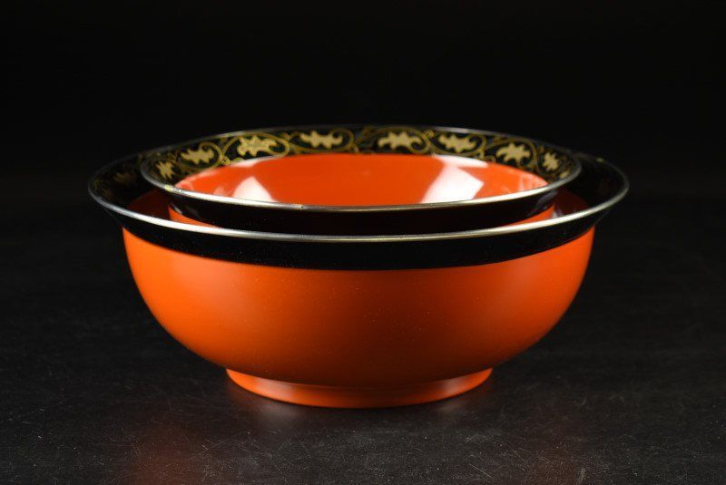 蔵A3727b 山田平安堂 銀縁唐草蒔絵 兜鉢 盛鉢菓子器 二客 共箱