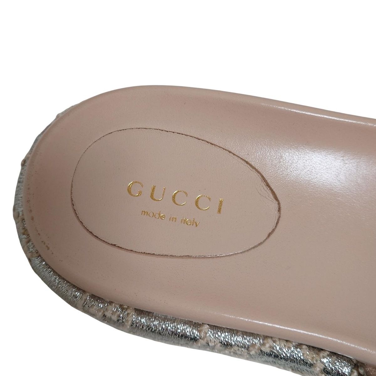 【GUCCI】グッチ GG プラットフォーム サンダル ベージュ グッチ 厚底 スライドサンダル・キャメル＆エボニー マキシ GG