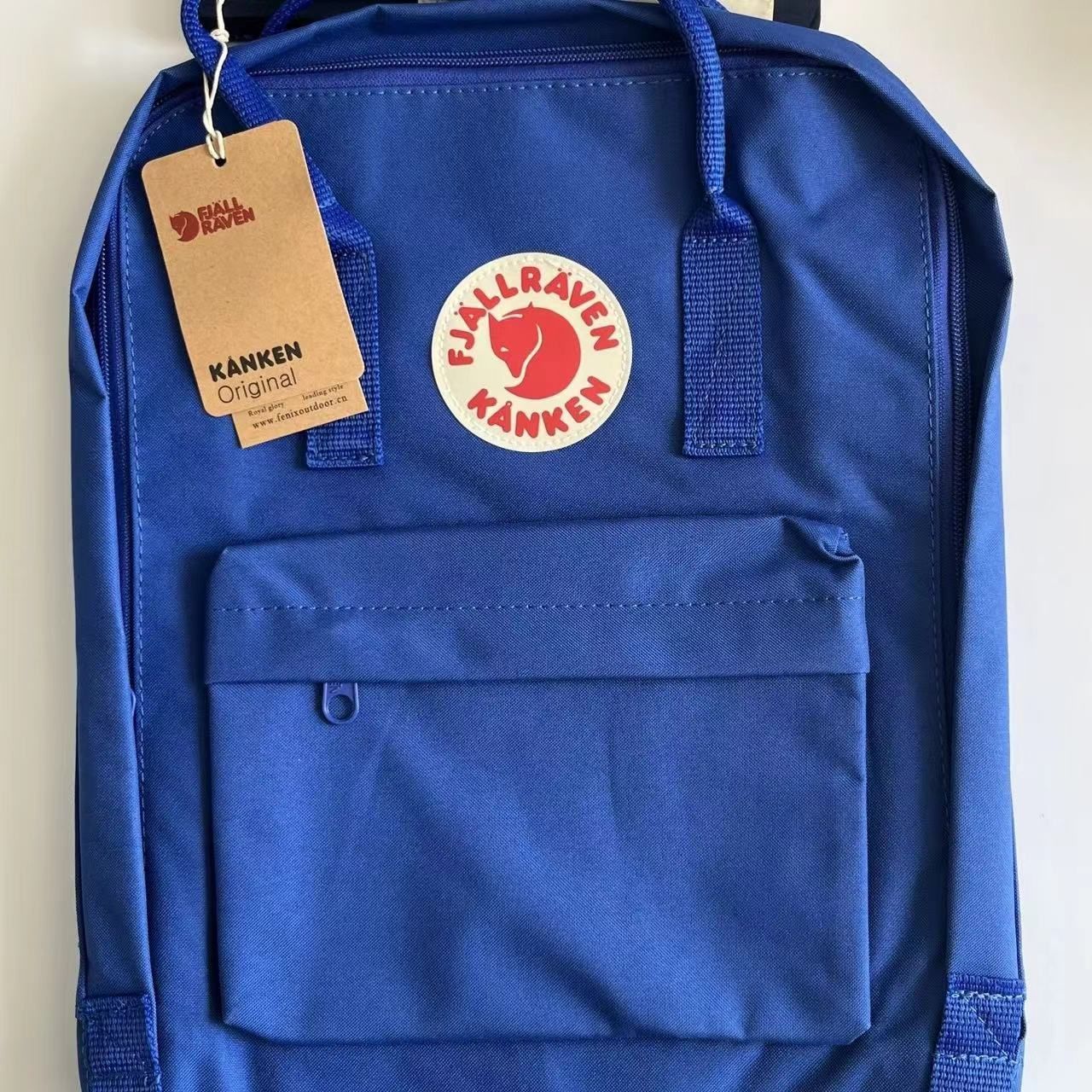 新品 未使用 Fjallraven Kanken フェールラーベンカンケン 16L 色の選択が多い。