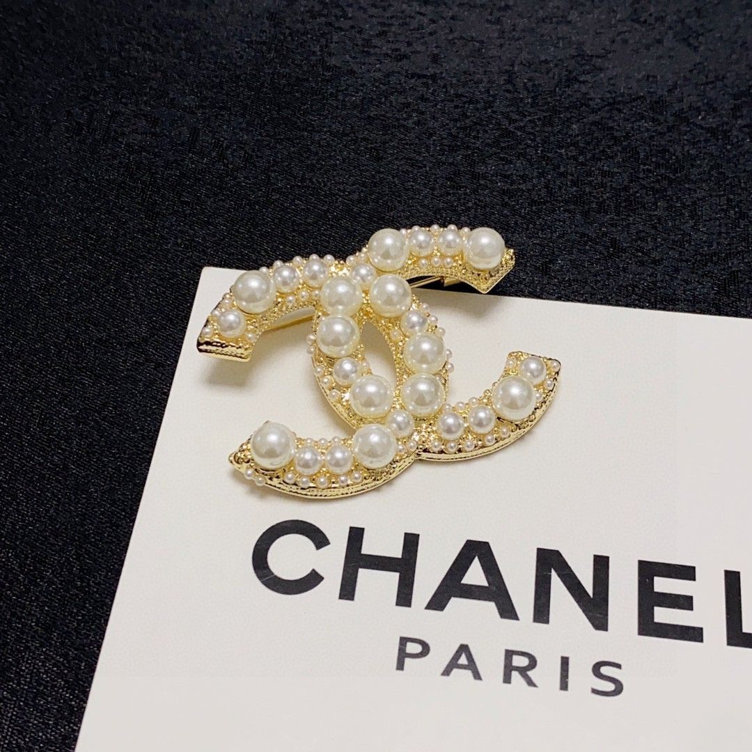 今日特価】CHANEL 新作 パールブローチ（ブランド直送同期入荷