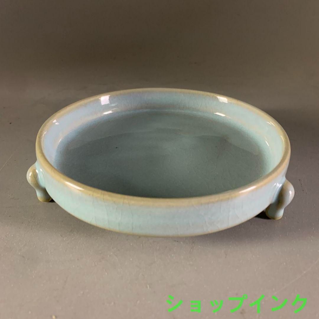 宋汝磁器の3つの足の筆洗をきます  文房 置物 景徳鎮 陶磁器 工芸品 美術品 宋汝磁器の3つの足の筆洗をきます 文房 置物 景