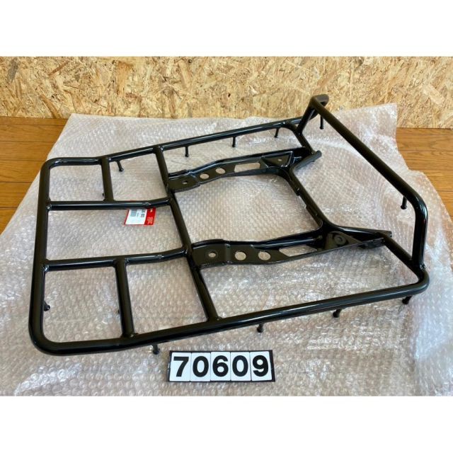 70609 HONDA ホンダ ベンリィ 50|110 リアキャリア 荷台 81200-GIE-910