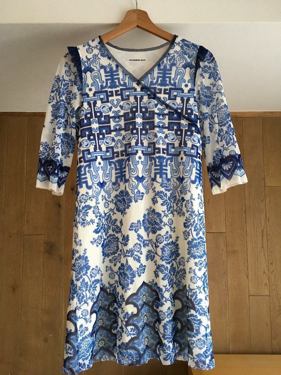 美品 VIVIENNE TAM(ヴィヴィアンタム　パワーネット　ワンピース３８ 美品 VIVIENNE TAM(ヴィヴィアンタム パワーネット ワンピース