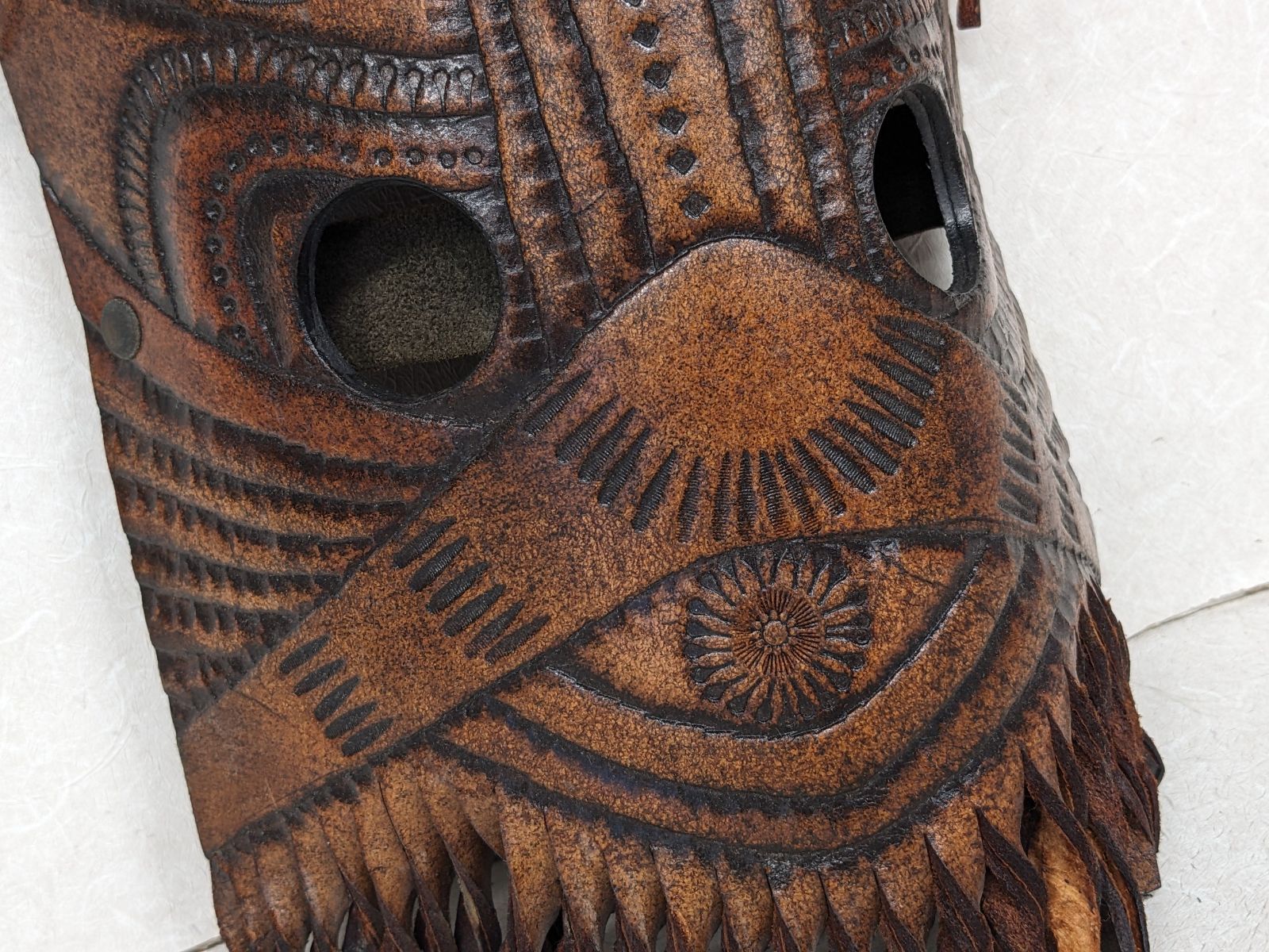 メキシコ 木彫りのマスク　木彫 彫刻 仮面 アート 芸美術 古道具 アンティーク メキシコ民芸品 木彫りお面 仮面 壁掛け マスク - メルカリ