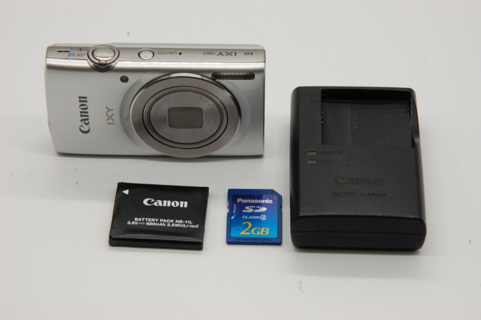 Canon IXY 180 シルバー 光学8倍ズーム IXY180SLコンパクトデジタル ...