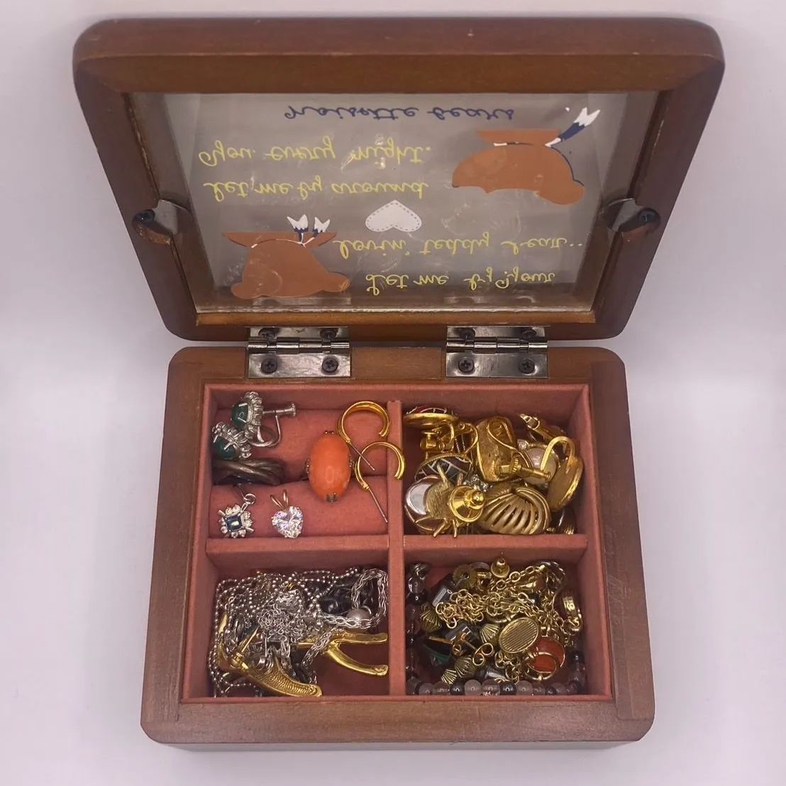 遺品整理　ジュエリーボックス　指輪　ネックレス　昭和レトロ　ヴィンテージ　断捨離 ◎ 遺品整理 金 まとめ アクセサリー 指輪 ネックレス ヴィンテージ