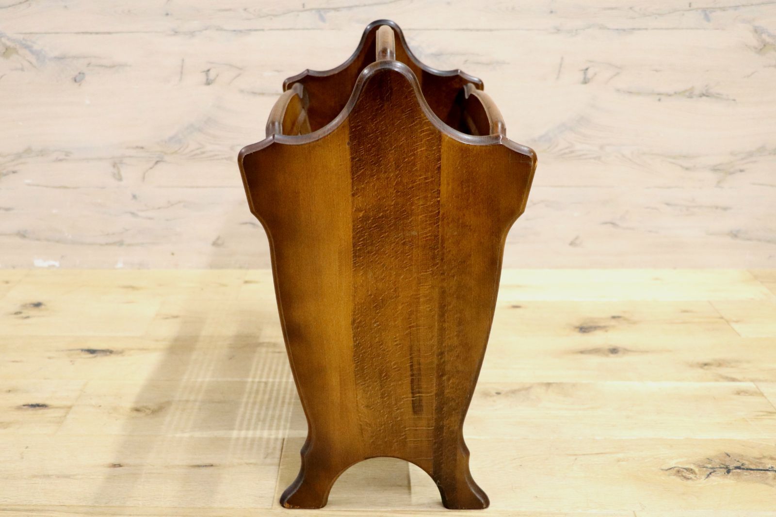 歓喜の GMIH283○karimoku | カリモク コロニアル マガジンラック ブックスタンド 本棚 棚 シェルフ レトロ アンティーク インテリア スリッパ 【安値通販】