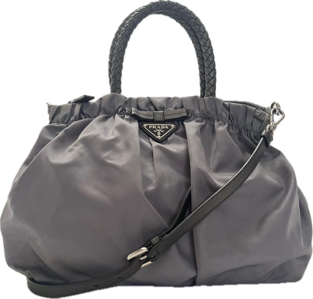 【PRADA】2wayバッグ　ハンドバッグ　三角ロゴプレート　ナイロン　ブラック PRADA】2wayバッグ ハンドバッグ 三角ロゴプレート ナイロン ブラック