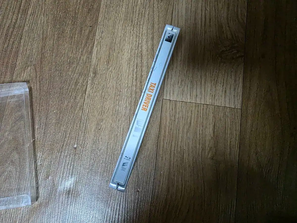 【送料無料 】 TAXI タクシー スクリュードライバー スチールブック ブルーレイ Blu-ray 【最短翌日配送】