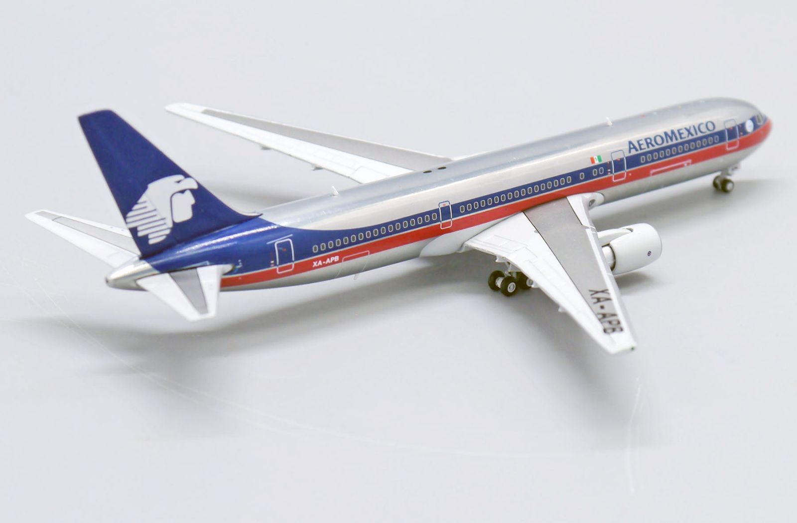 アエロメヒコ 767-300ER