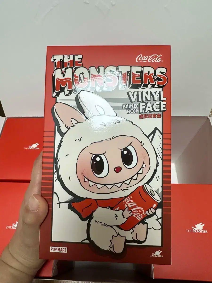 新品未開封　ラブブ　コカコーラシリーズ 限定・新品未使用】ラブブ コカコーラ2体セット - メルカリ