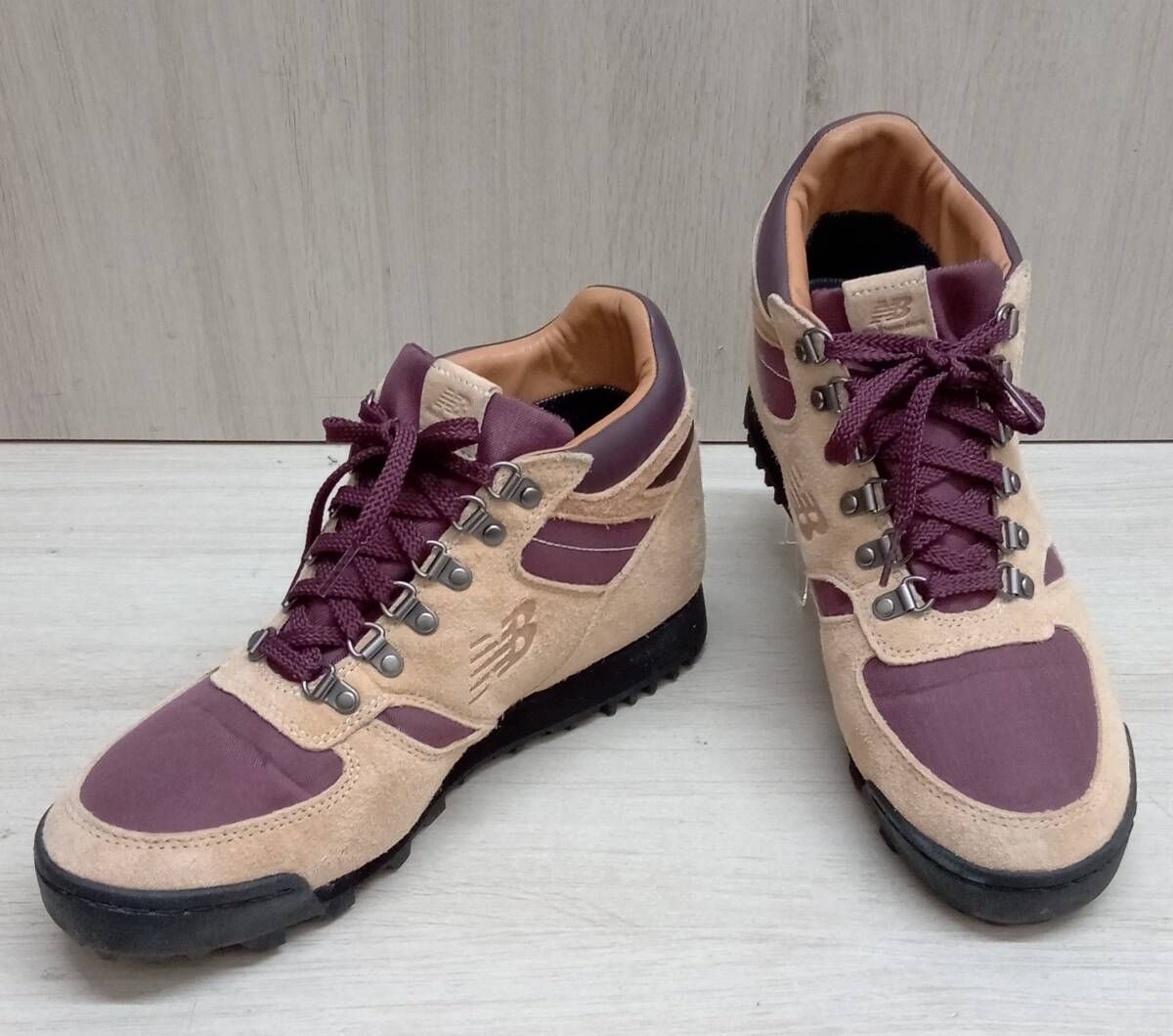 new balance × AIME LEON DORE|ニューバランス エメレオンドレ|トレッキングブーツ|URALNXA1|RAINIER|ベージュ×ワインレッド系|27.5cm
