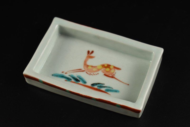 瀧田項一 赤絵鹿文