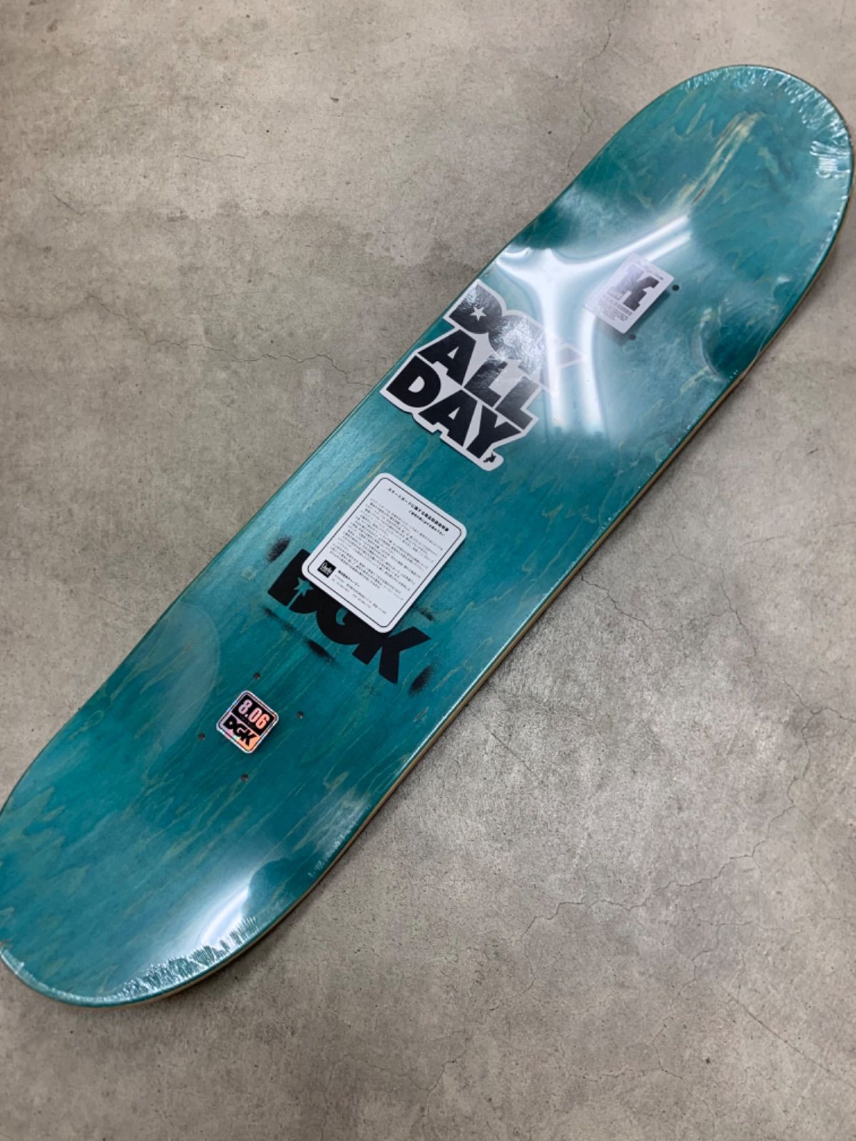 フローラル 新品未使用 DGK スケートボード デッキ DANE 8.0 x 31.75