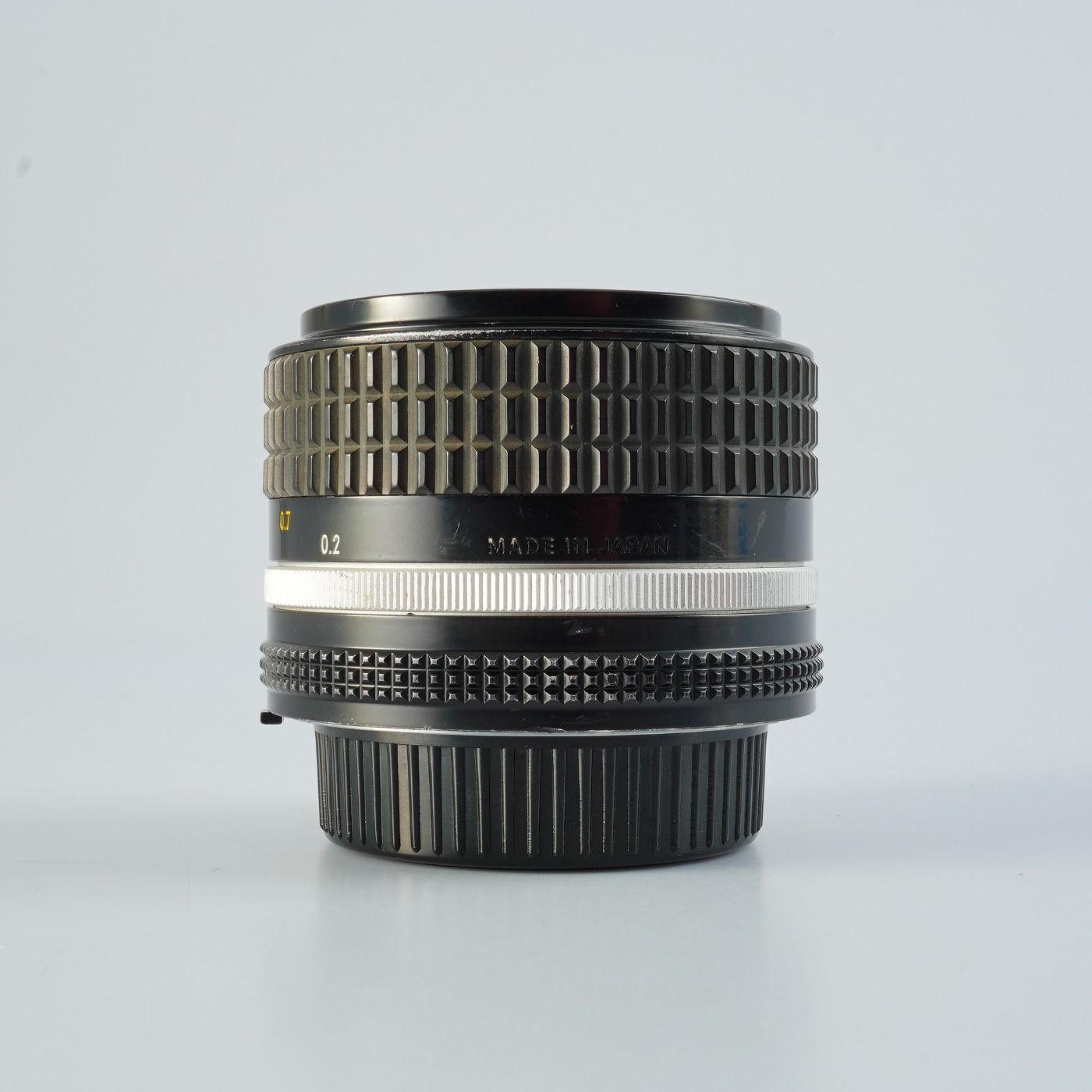 F|2.8 単焦点レンズ