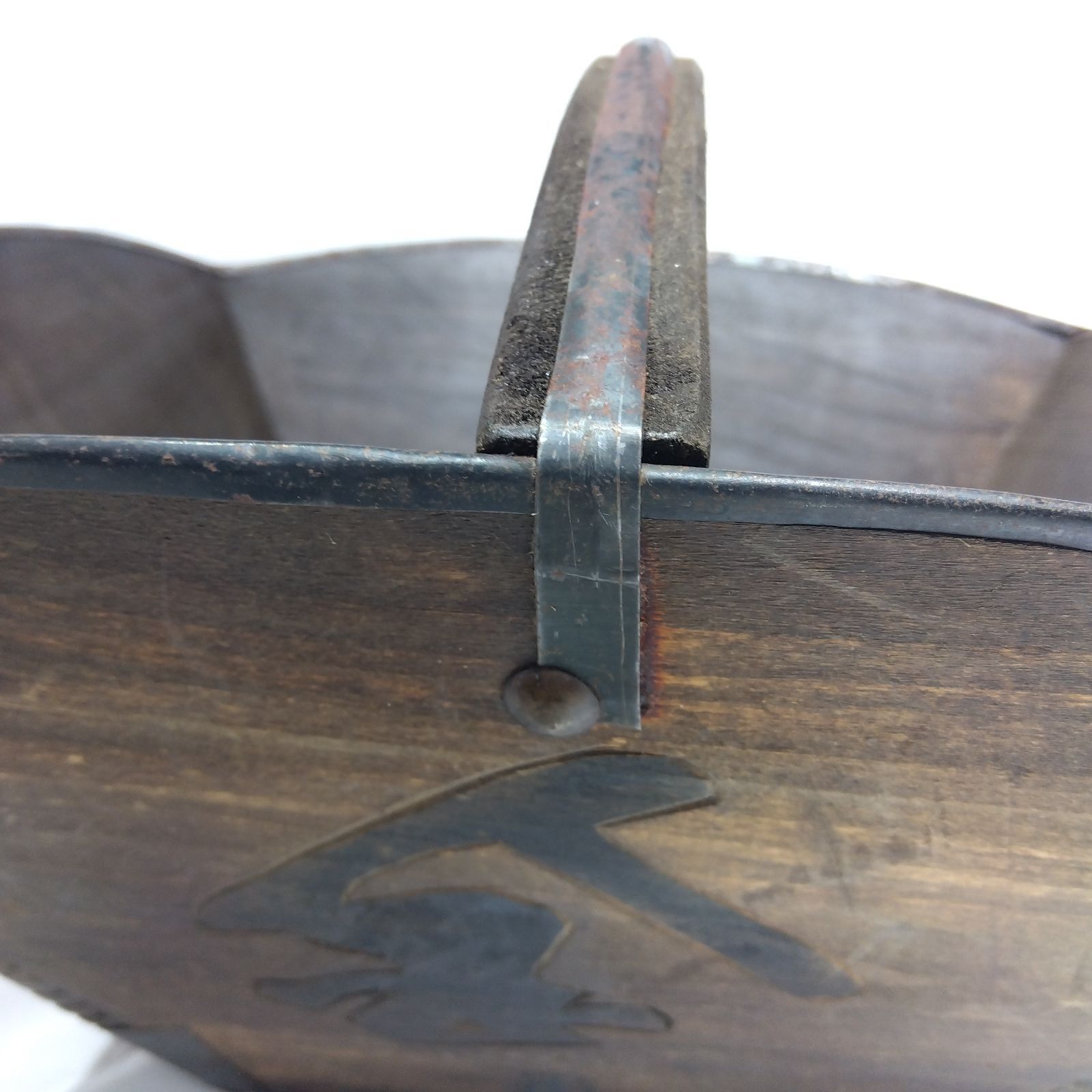 古物　古民具　木器 昭和レトロ 木製 米びつ 穀物箱 金具補強 漢字文字 古道具 古民家 骨董
