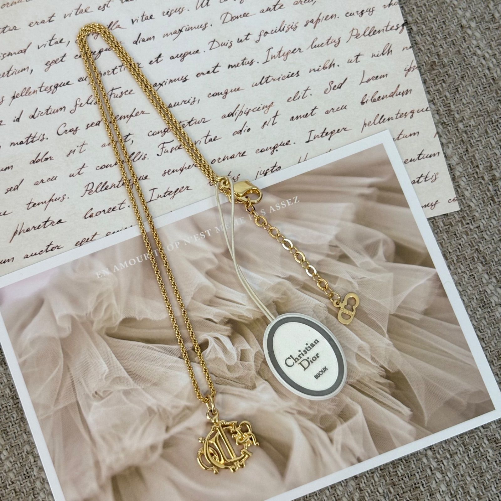 クリスチャンディオール　ヴィンテージ エンブレム ネックレス Christian Dior クリスチャン ディオール ネックレス ゴールド