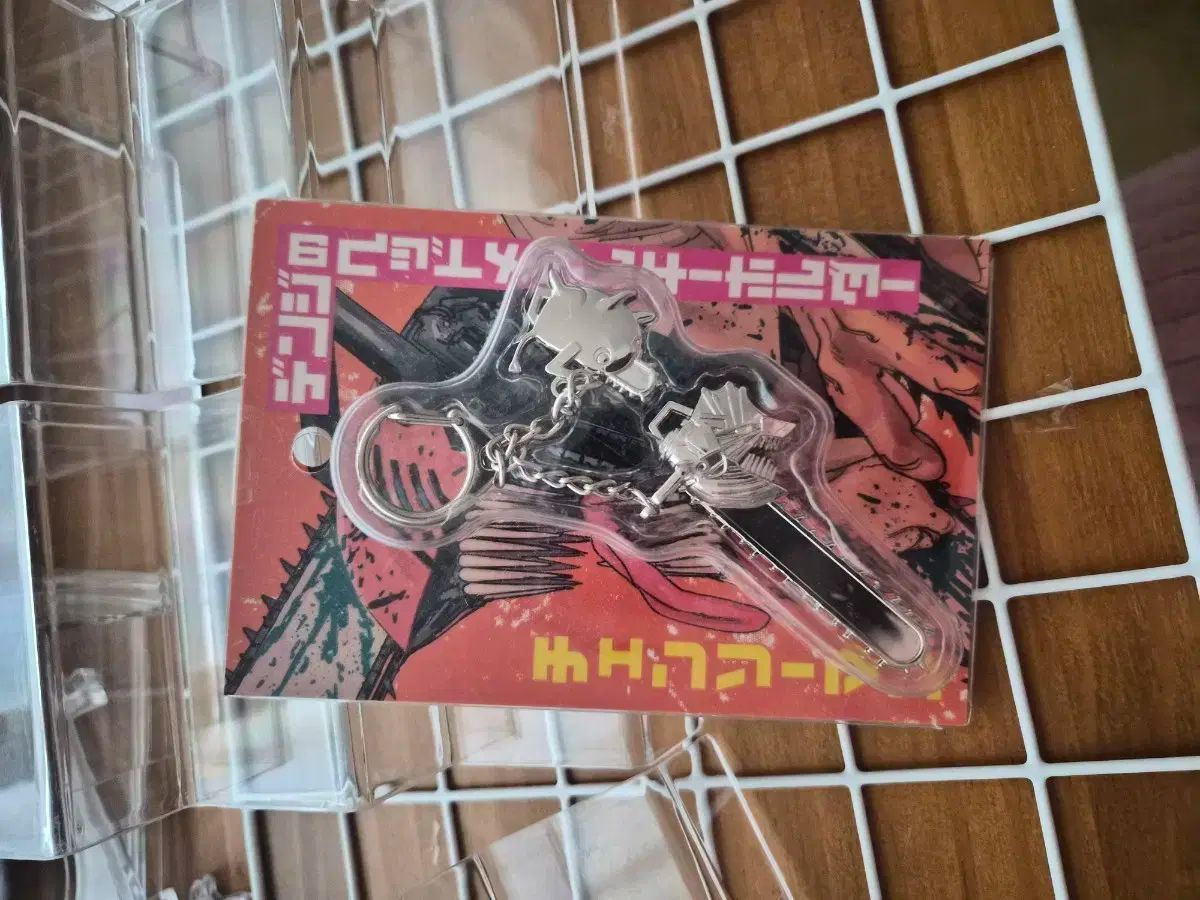 チェーンソーマン キーリング メタル 未開封