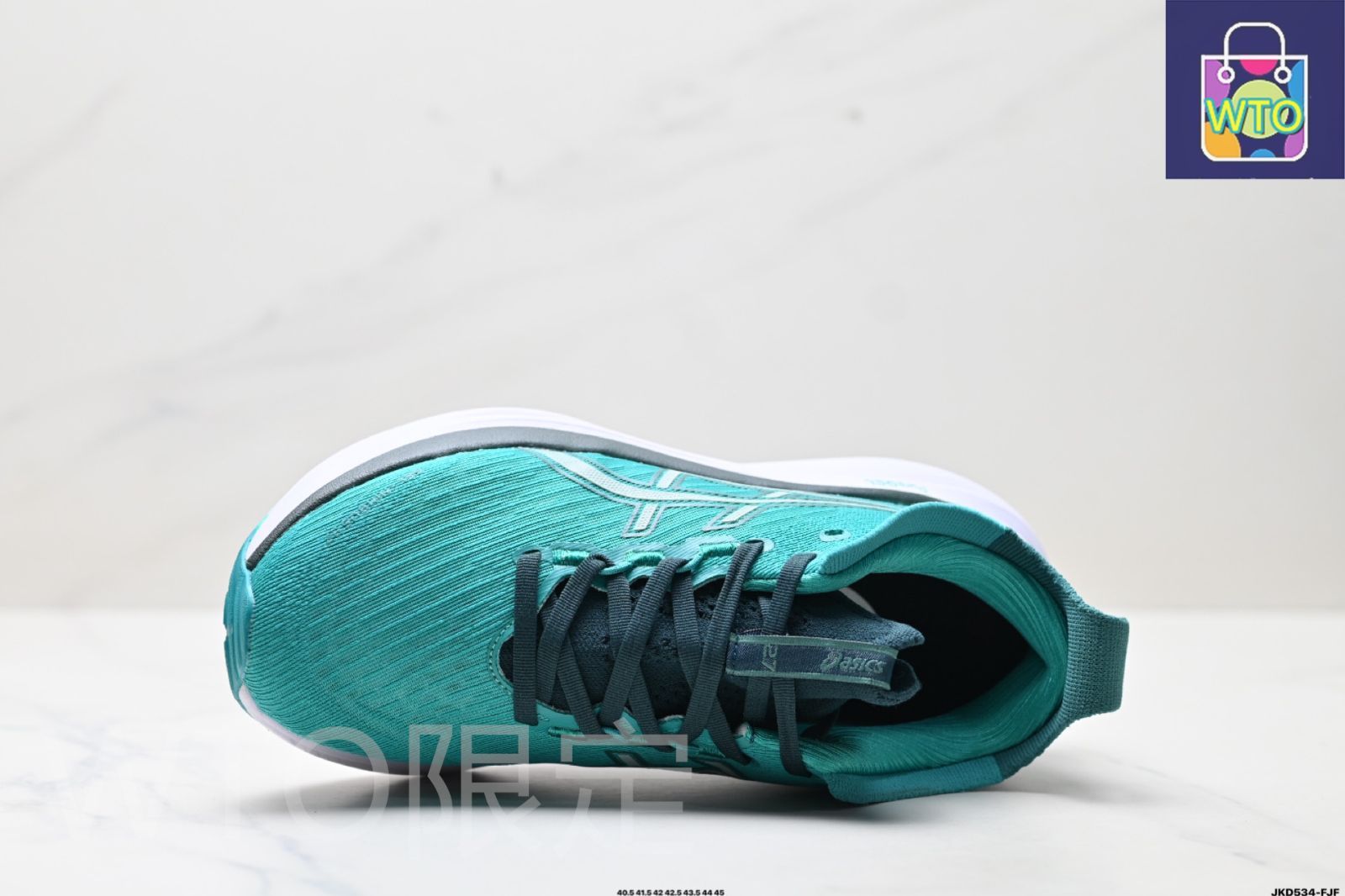 こちらは専用商品です。 asics ランニングシューズ ベルクロタイプ27センチ クッション性と快適性を追求したランニングシューズ「GEL-NIMBUS