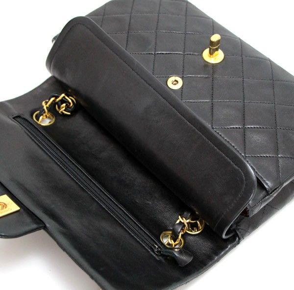 シャネル CHANEL マトラッセ23 ダブルフラップ チェーンショルダー