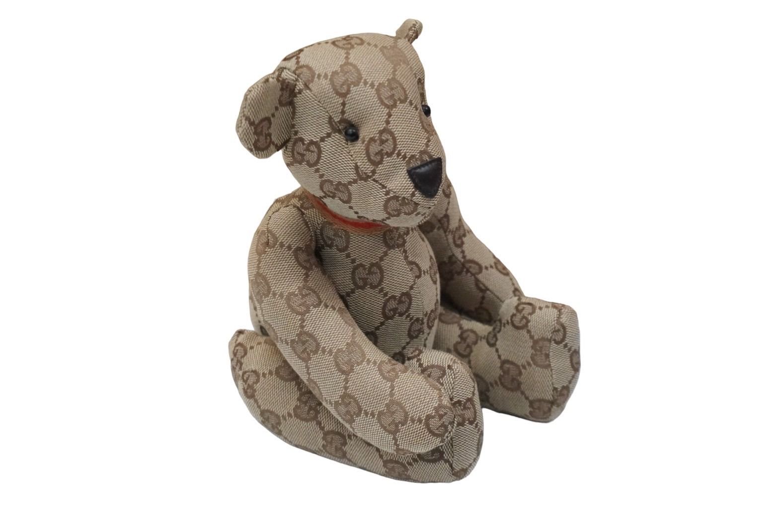 GUCCI - GUCCI グッチ GGキャンバス ぬいぐるみ 人形 テディーベア クマ ホワイト 白 7077722 美品 中古 56019 楽天市場】GUCCI グッチ GGキャンバス ぬいぐるみ 人形