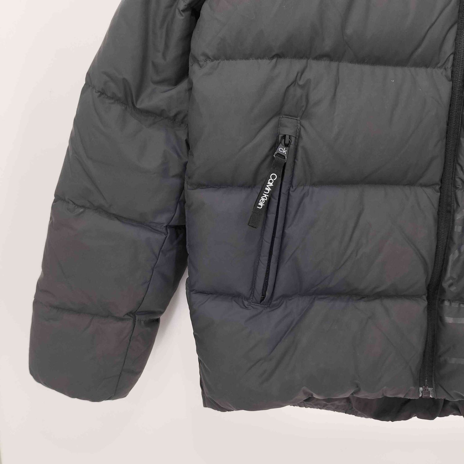 カルバンクライン CALVIN KLEIN reconsidered down フロントロゴ  