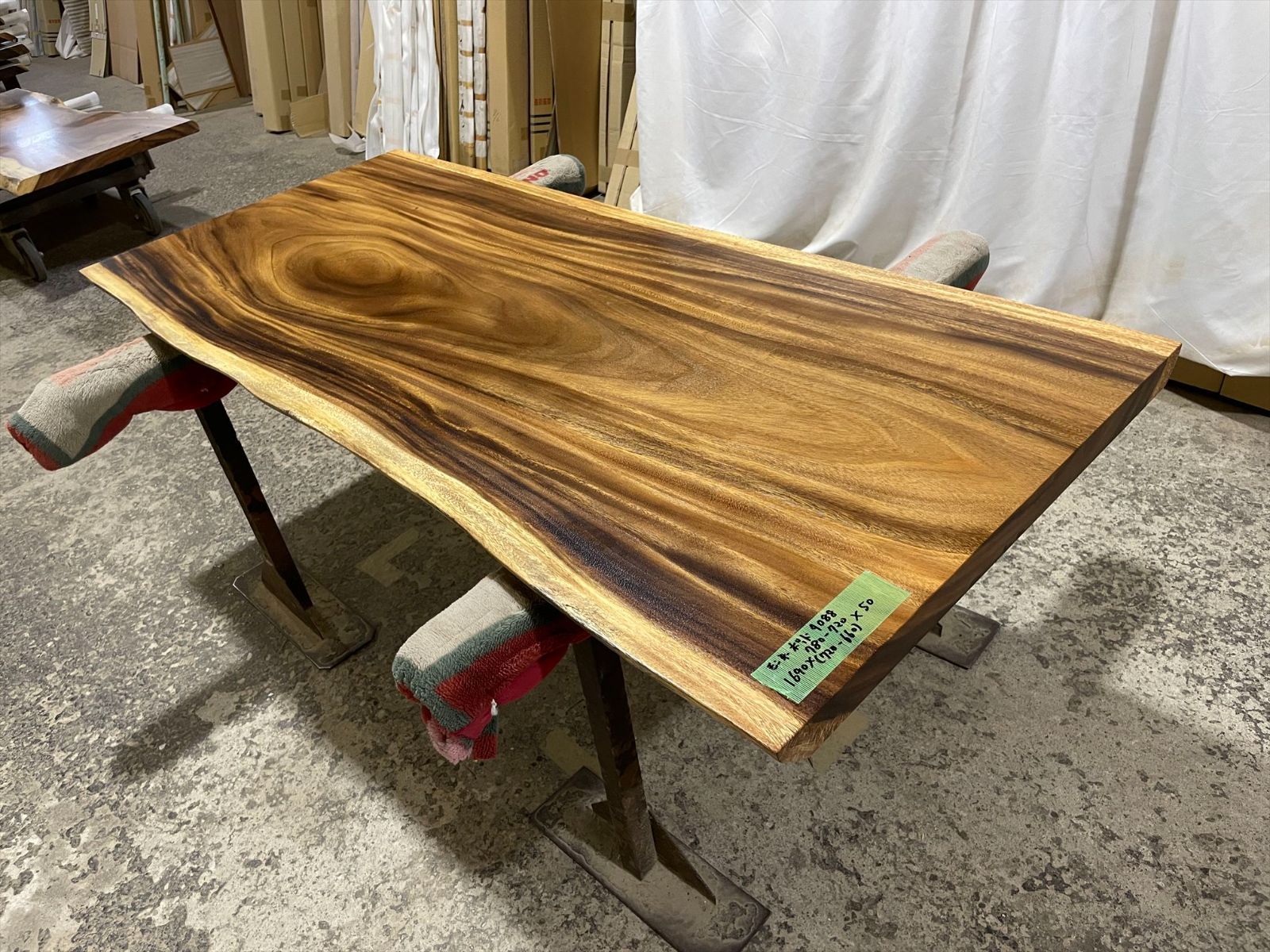 一枚板 モンキーポッド9088 一枚板無垢 乾燥材 1690x780-720x50mm