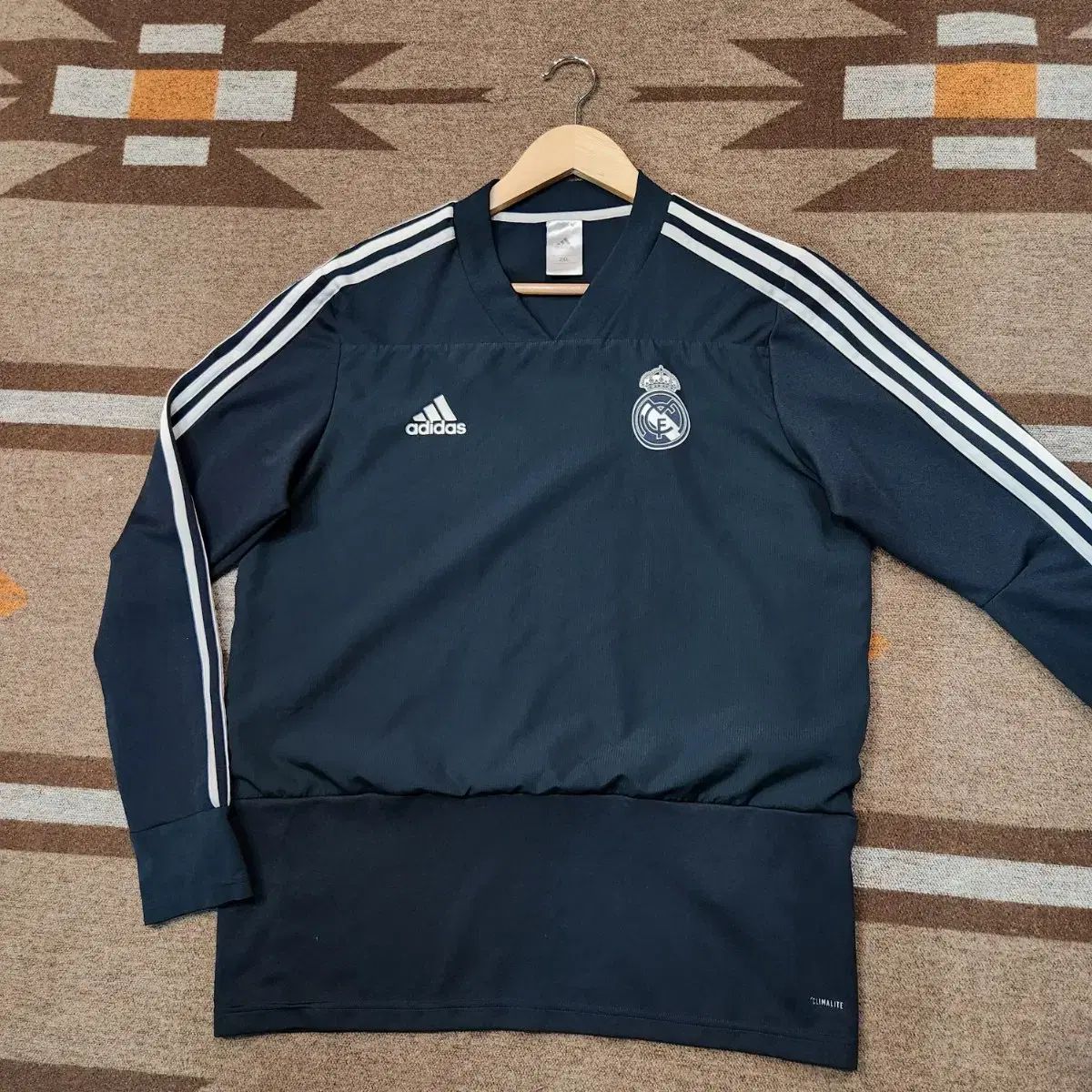 【雷市場（ポンジャン）商品韓国直送】 週末割引)-レアル・マドリード adidas(アディダス) トレーニング トップス XL