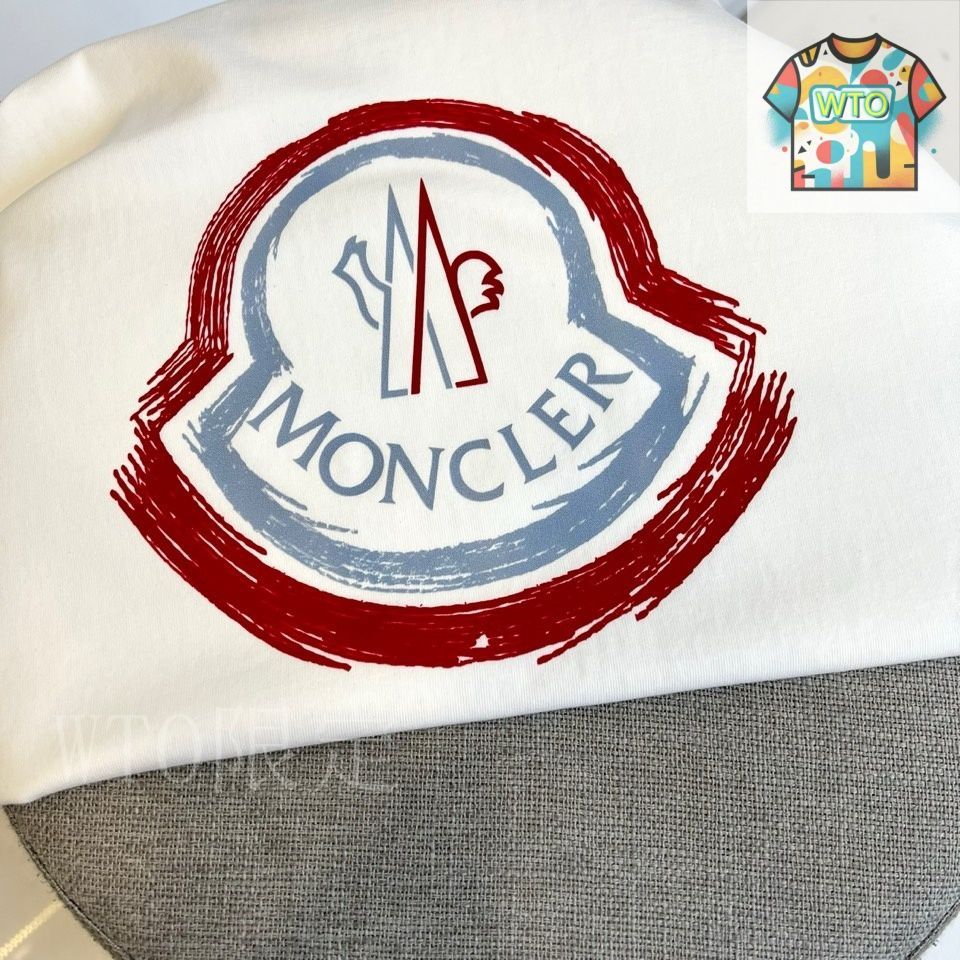 MONCLER 2025春夏新作 レタリングロゴ入り ポロワンピース 今日特価】Moncler 2025 New ユニセックス ロゴ刺繍 レジャー