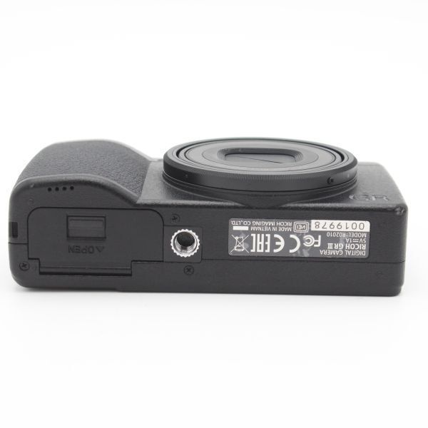 美品 RICOH GRIII GR3リコー RICOH GR III（GR3）美品／シャッター回数