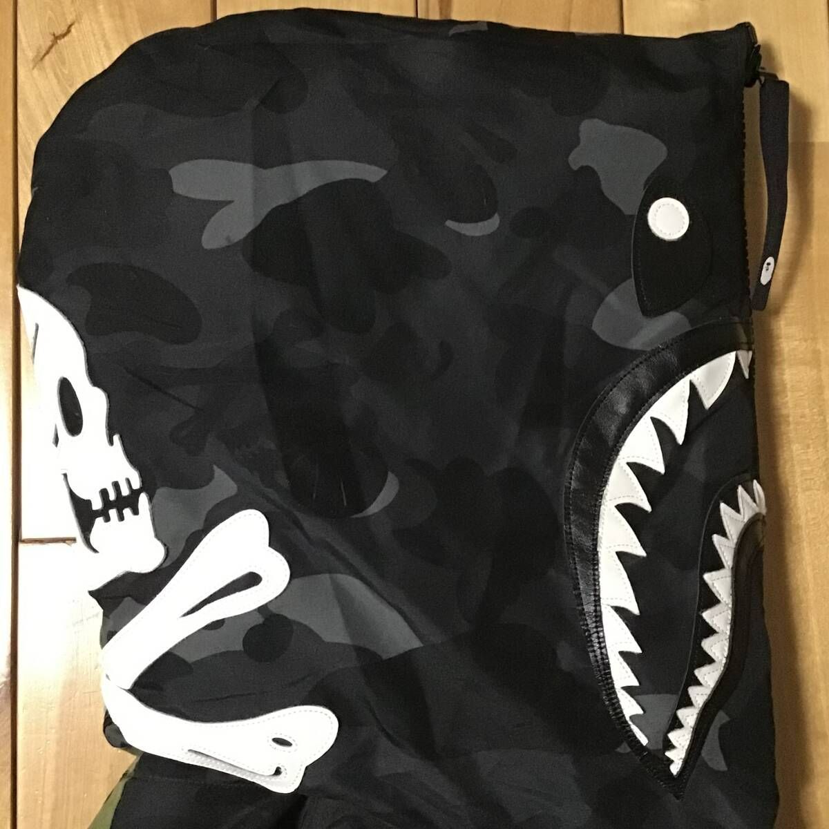 ☆原宿限定☆ BAPE NEIGHBORHOOD SHARK HOODIE ダウンジャケット L  