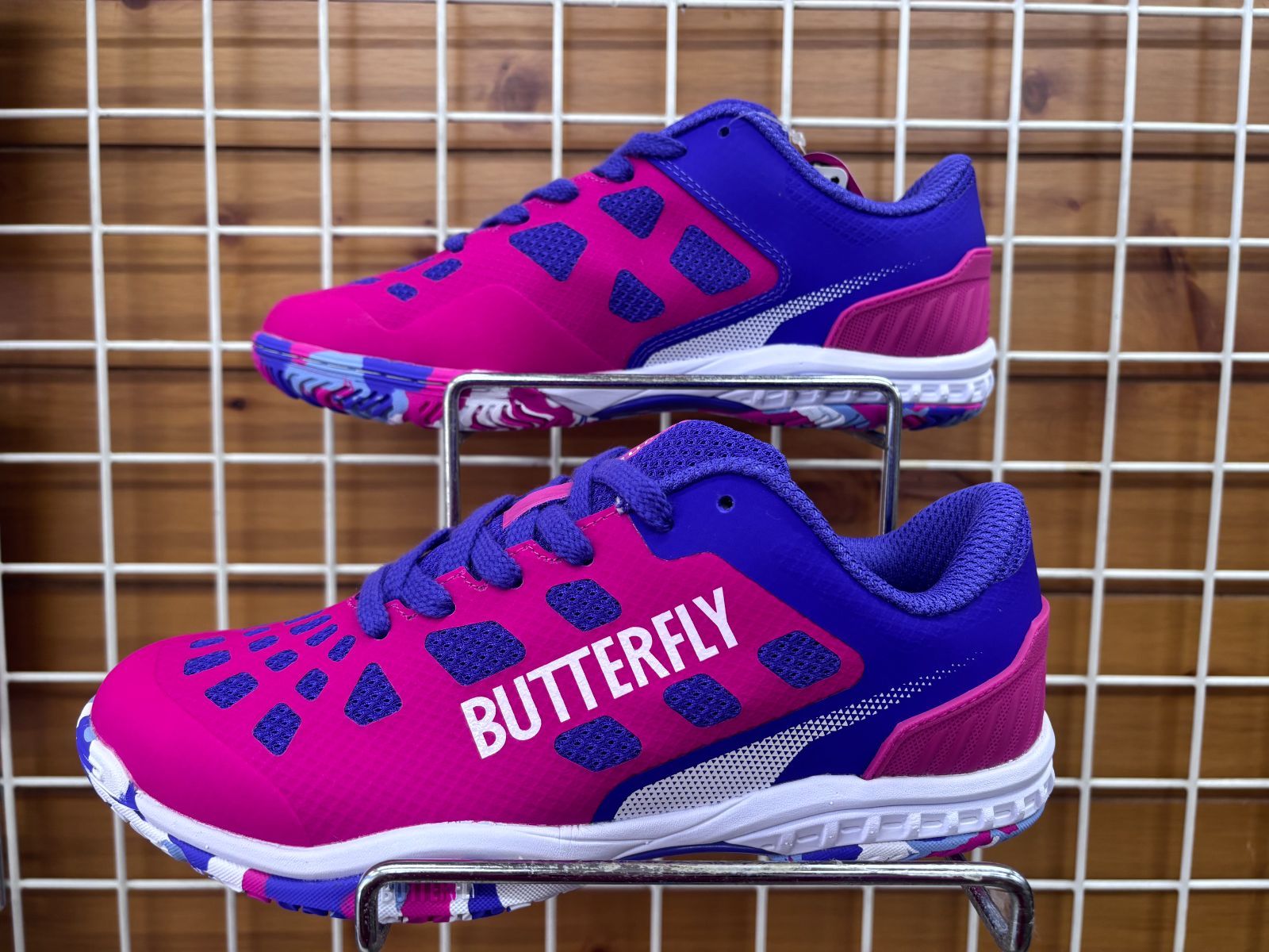 品 BUTTERFLY バタフライ レゾライン レバリス 卓球シューズ ロゼ×グレープ 93710 サイズ別有