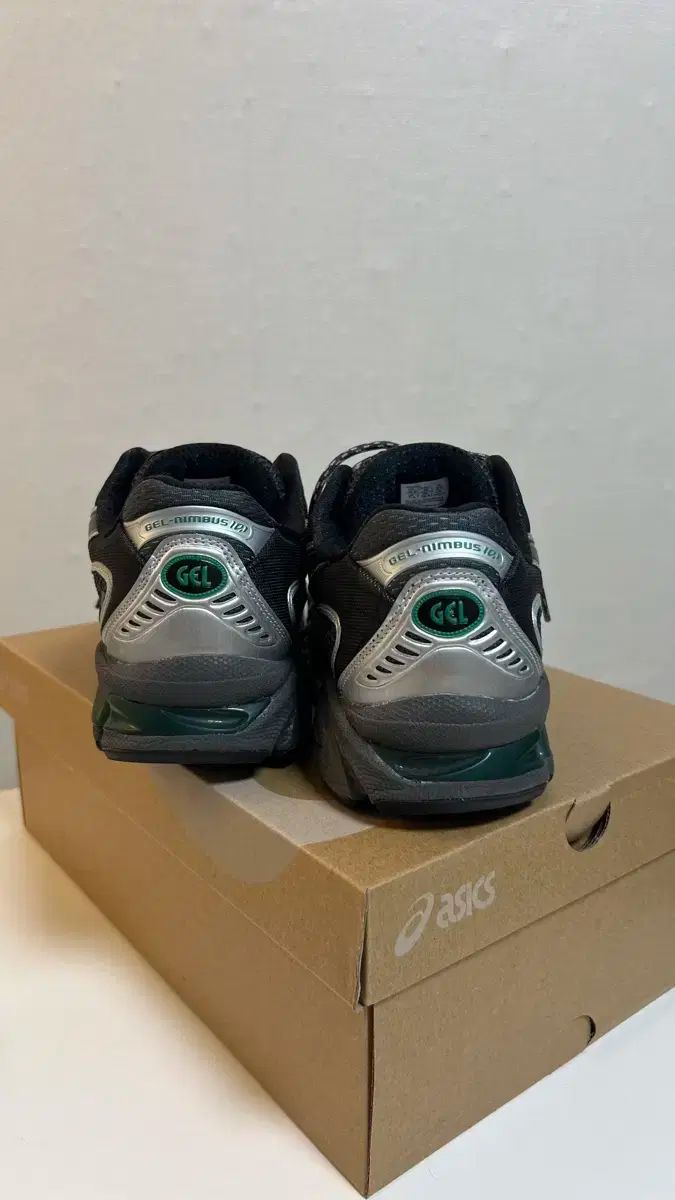 アシックス ゲル ニンバス 10 1 265 mm