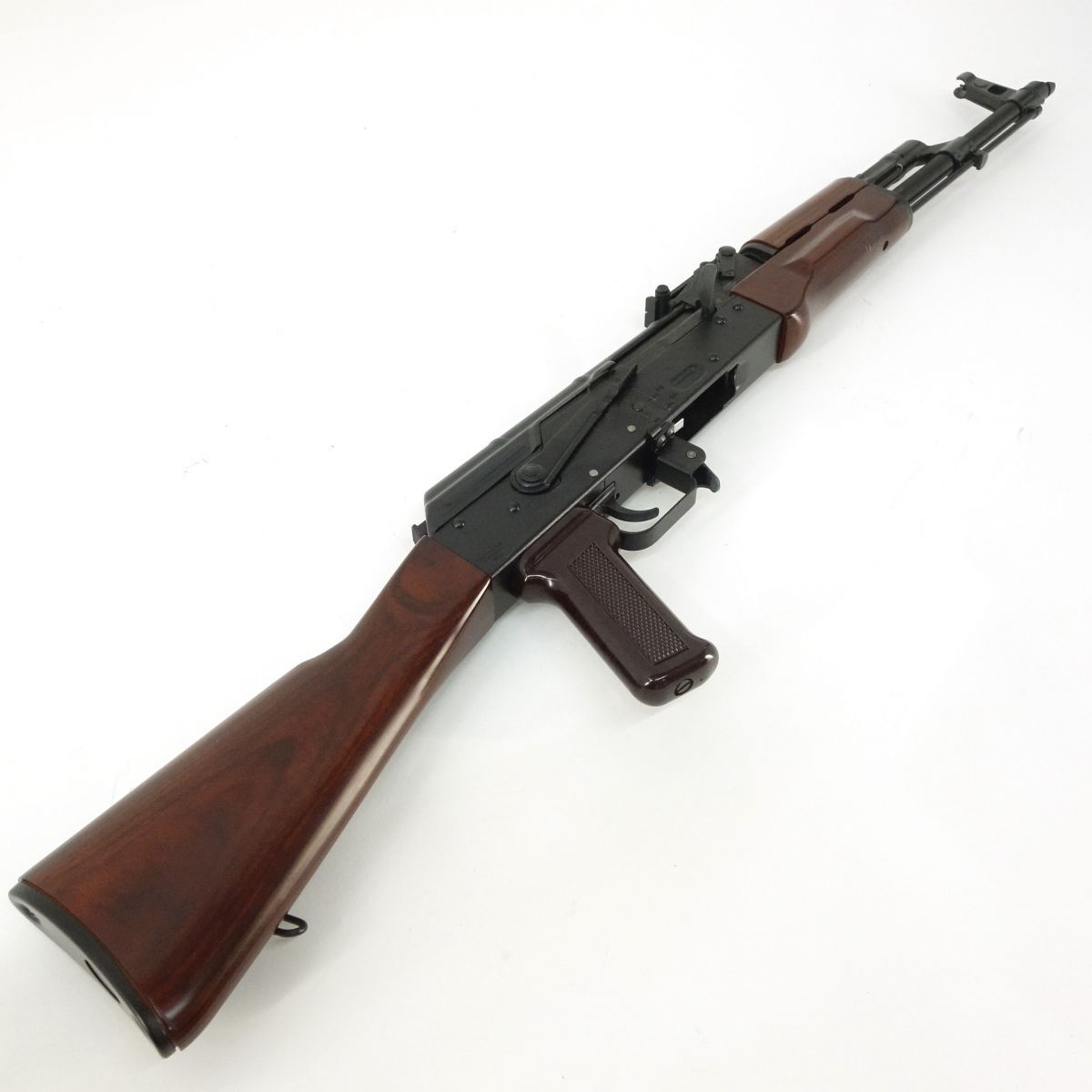 東京マルイ AKM ガスブローバックライフル 対象年齢18歳以上